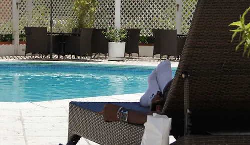 Visa Lodge Port-au-Prince Hotel